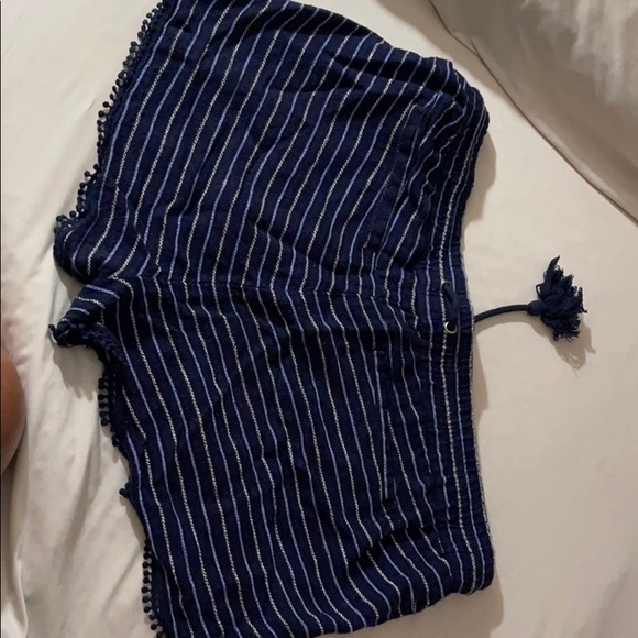 Shorts - Picture 2 of 2